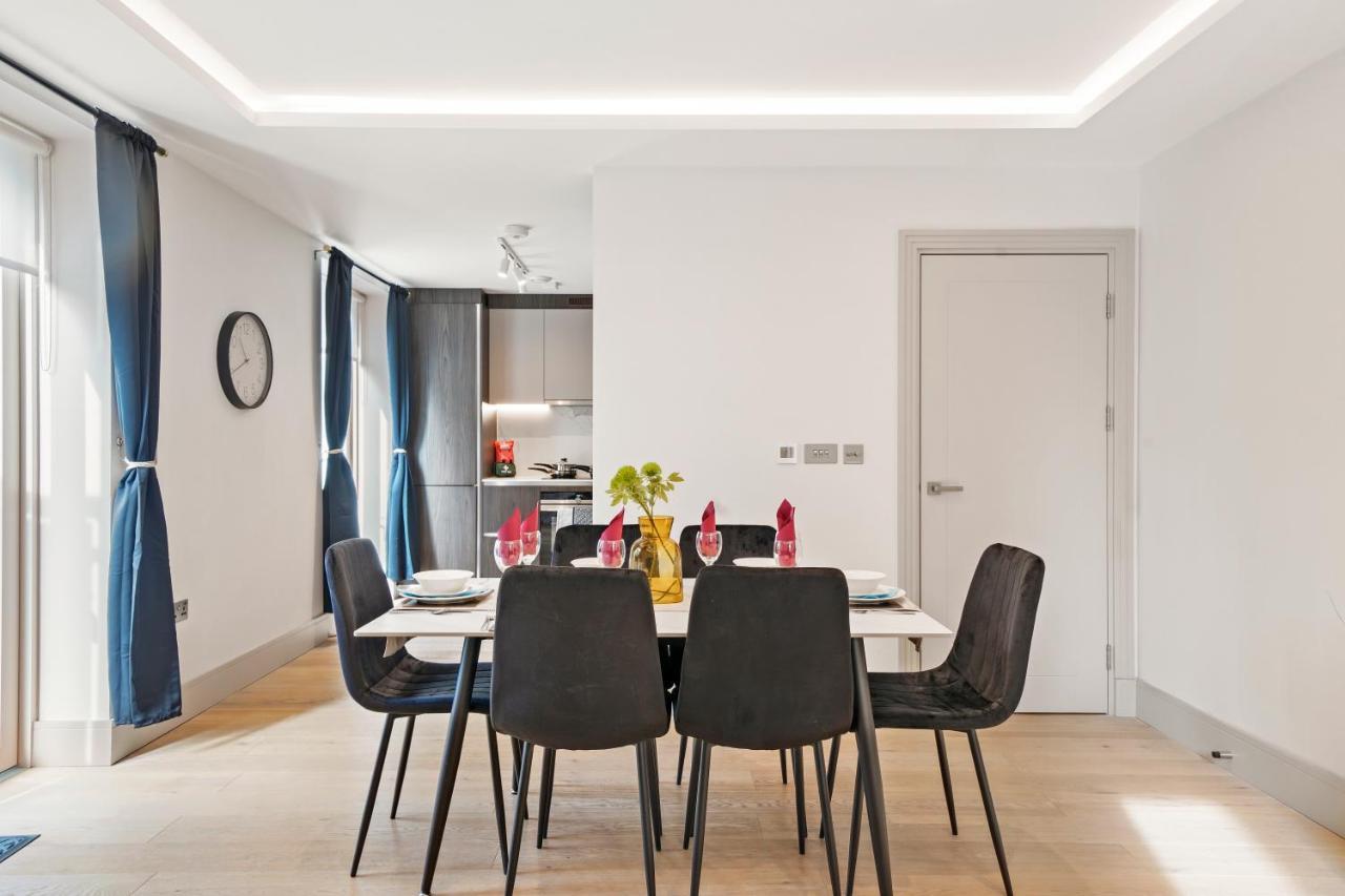 Comfortable London Retreat - Sleeps 6 ภายนอก รูปภาพ